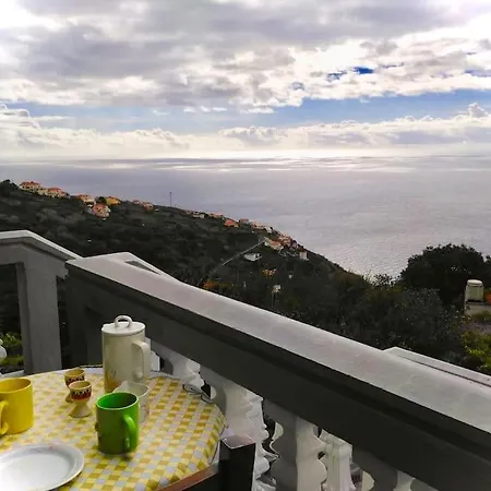 Casa Menezes Sunrise And Sunset Every Day * Calheta (Madeira)