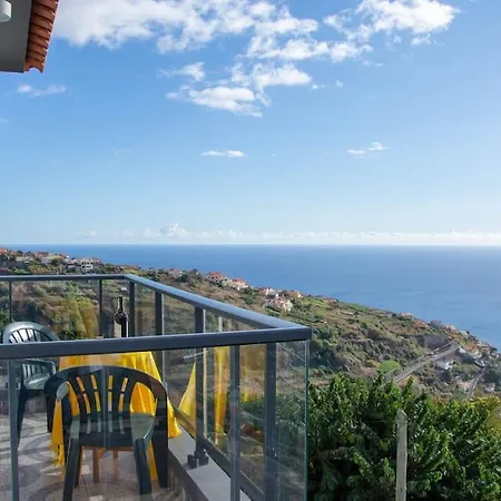 Casa Menezes Sunrise And Sunset Every Day Calheta (Madeira)