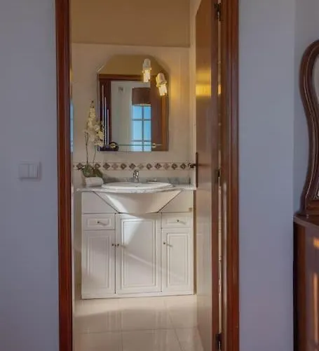 Casa Menezes Sunrise And Sunset Every Day Tatil Evi Calheta (Madeira)