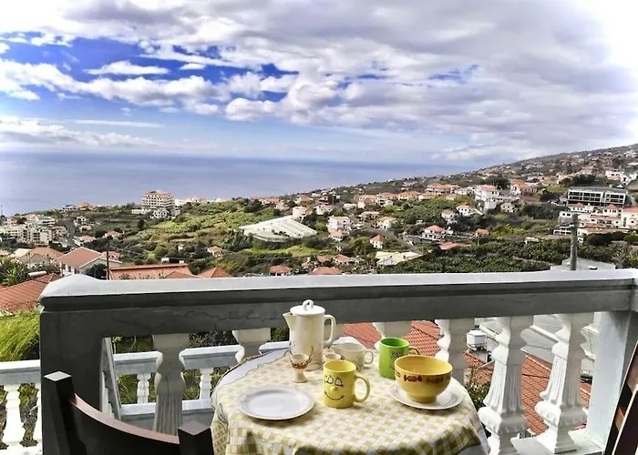 Casa Menezes Sunrise And Sunset Every Day Calheta (Madeira)