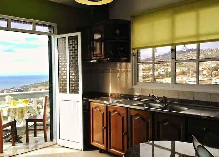 Casa Menezes Sunrise And Sunset Every Day * Calheta (Madeira)