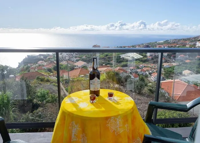 Casa Menezes Sunrise And Sunset Every Day Holiday home Calheta (Madeira)